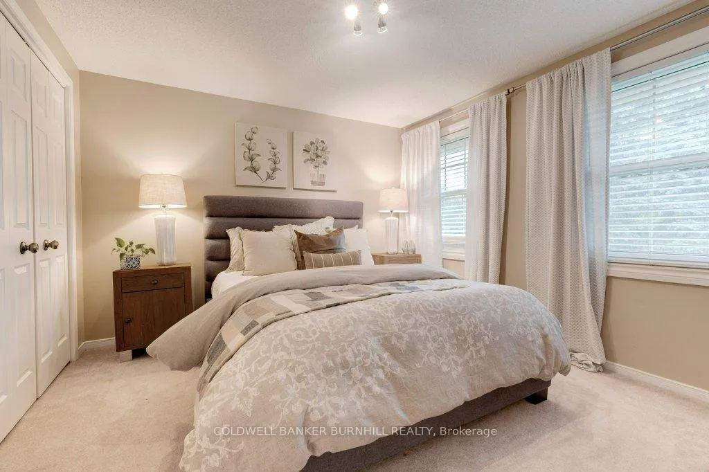 Photo 29 of 47 Howard Boulevard, Hamilton, Waterdown — HOMEH