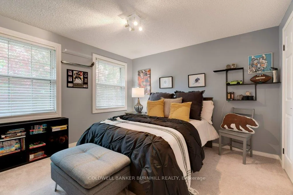 Photo 30 of 47 Howard Boulevard, Hamilton, Waterdown — HOMEH