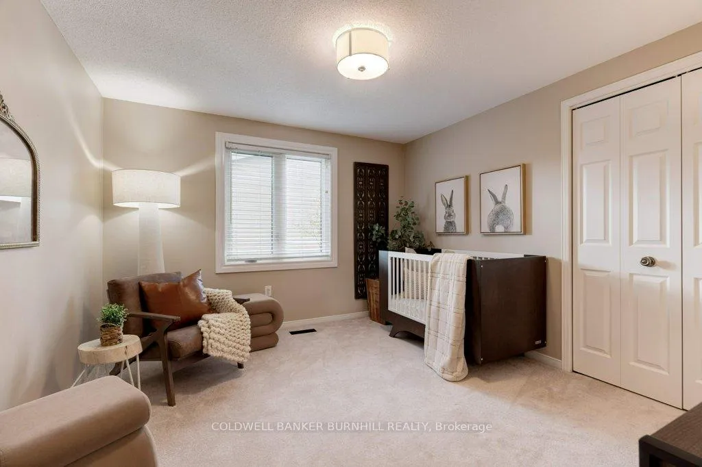 Photo 32 of 47 Howard Boulevard, Hamilton, Waterdown — HOMEH