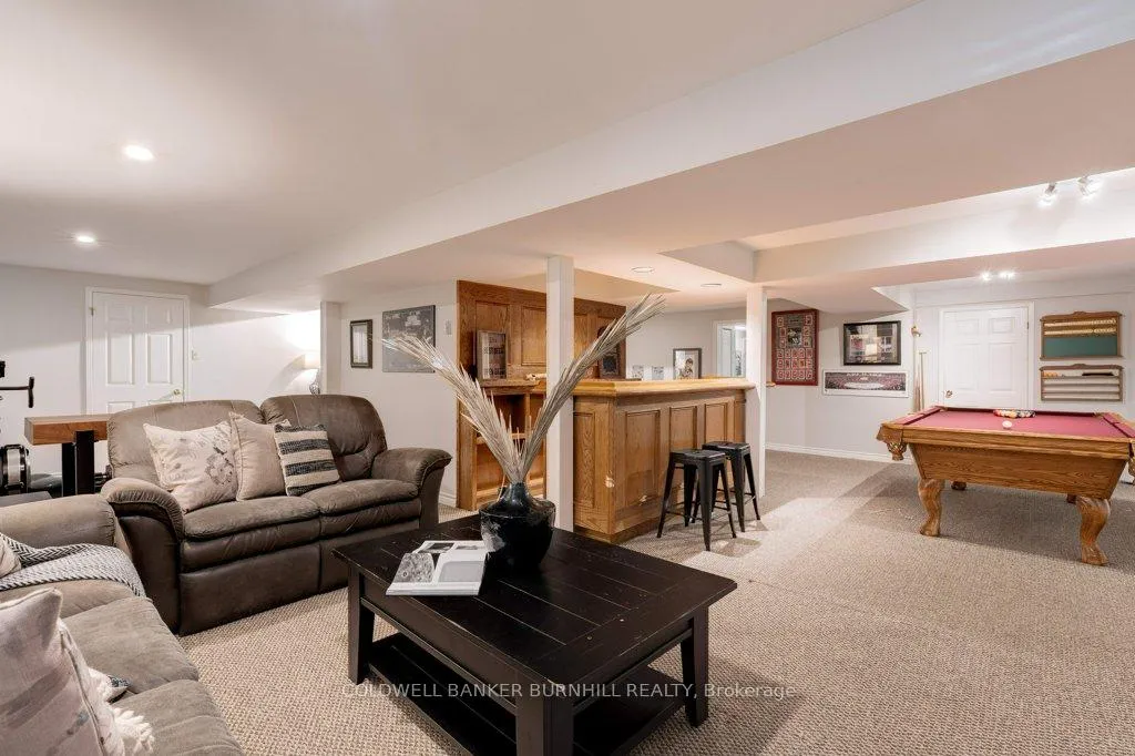 Photo 36 of 47 Howard Boulevard, Hamilton, Waterdown — HOMEH