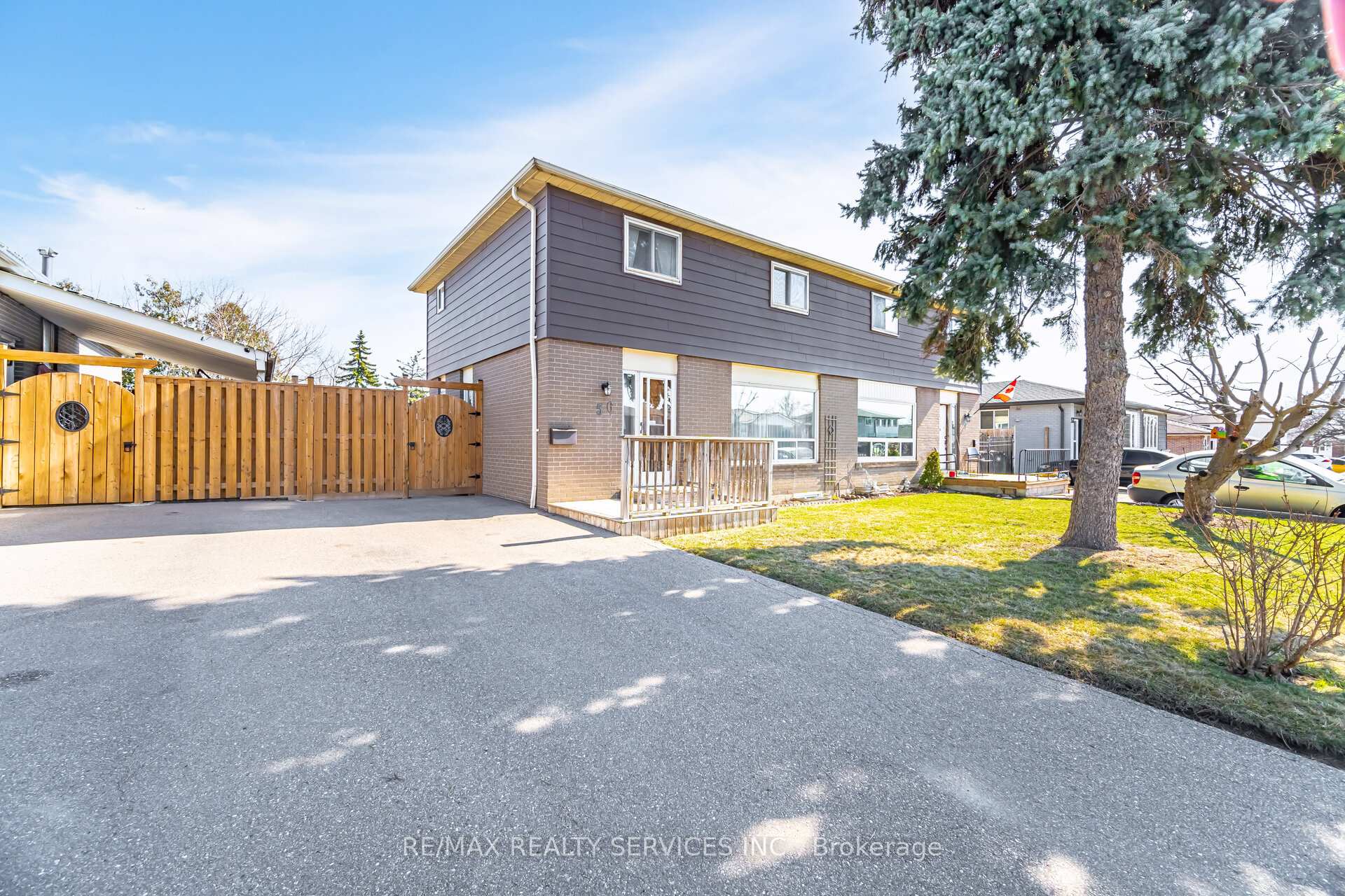 Photo 1 of 56 Forsythia Road, Brampton, Southgate — HOMEH