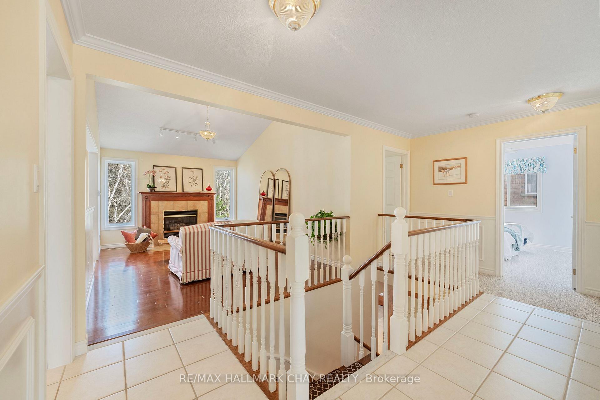 Photo 10 of 72 Columbia Road, Barrie, Holly — HOMEH