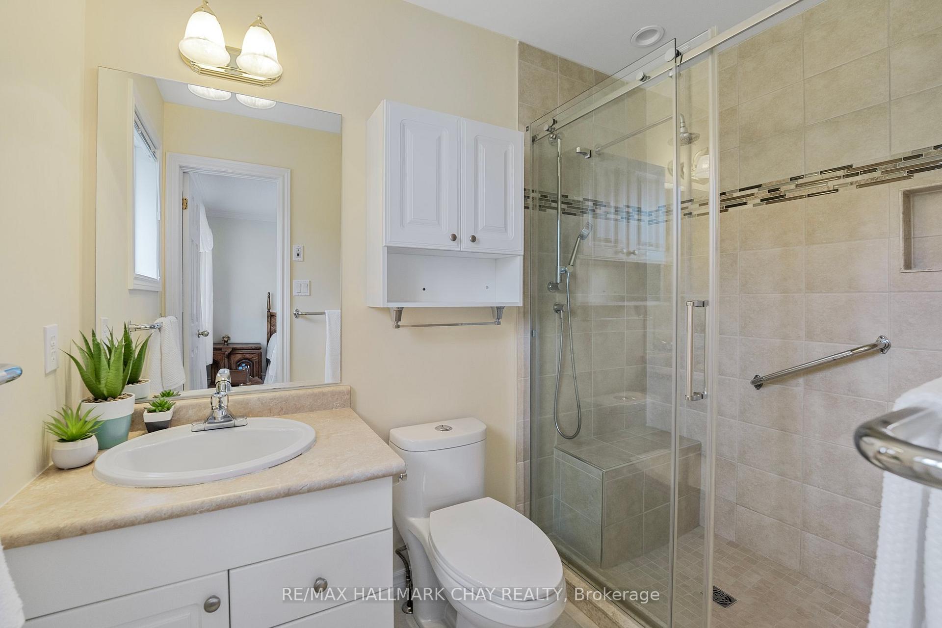 Photo 20 of 72 Columbia Road, Barrie, Holly — HOMEH