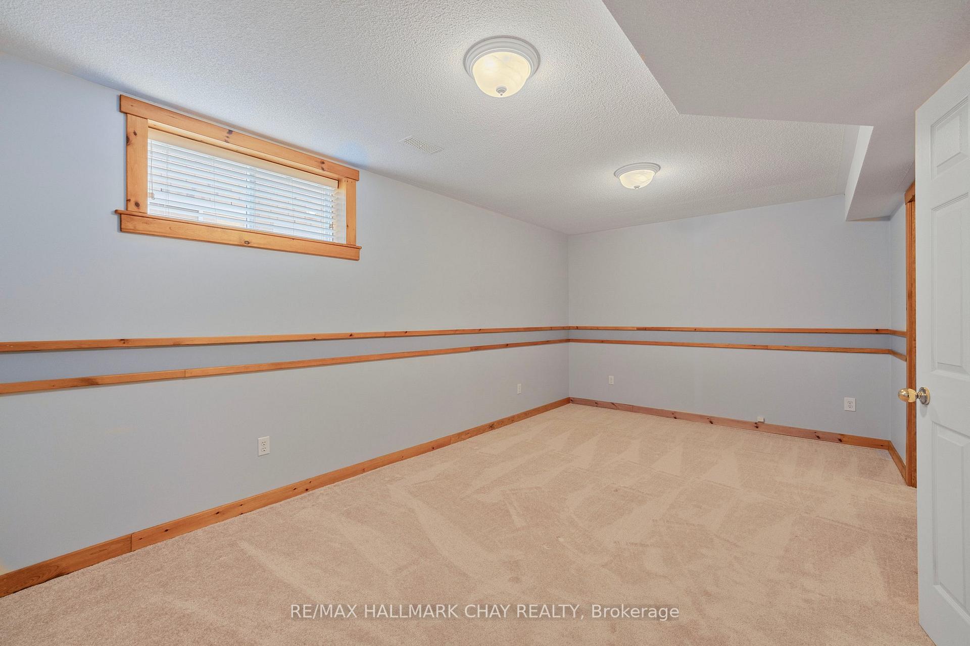 Photo 36 of 72 Columbia Road, Barrie, Holly — HOMEH