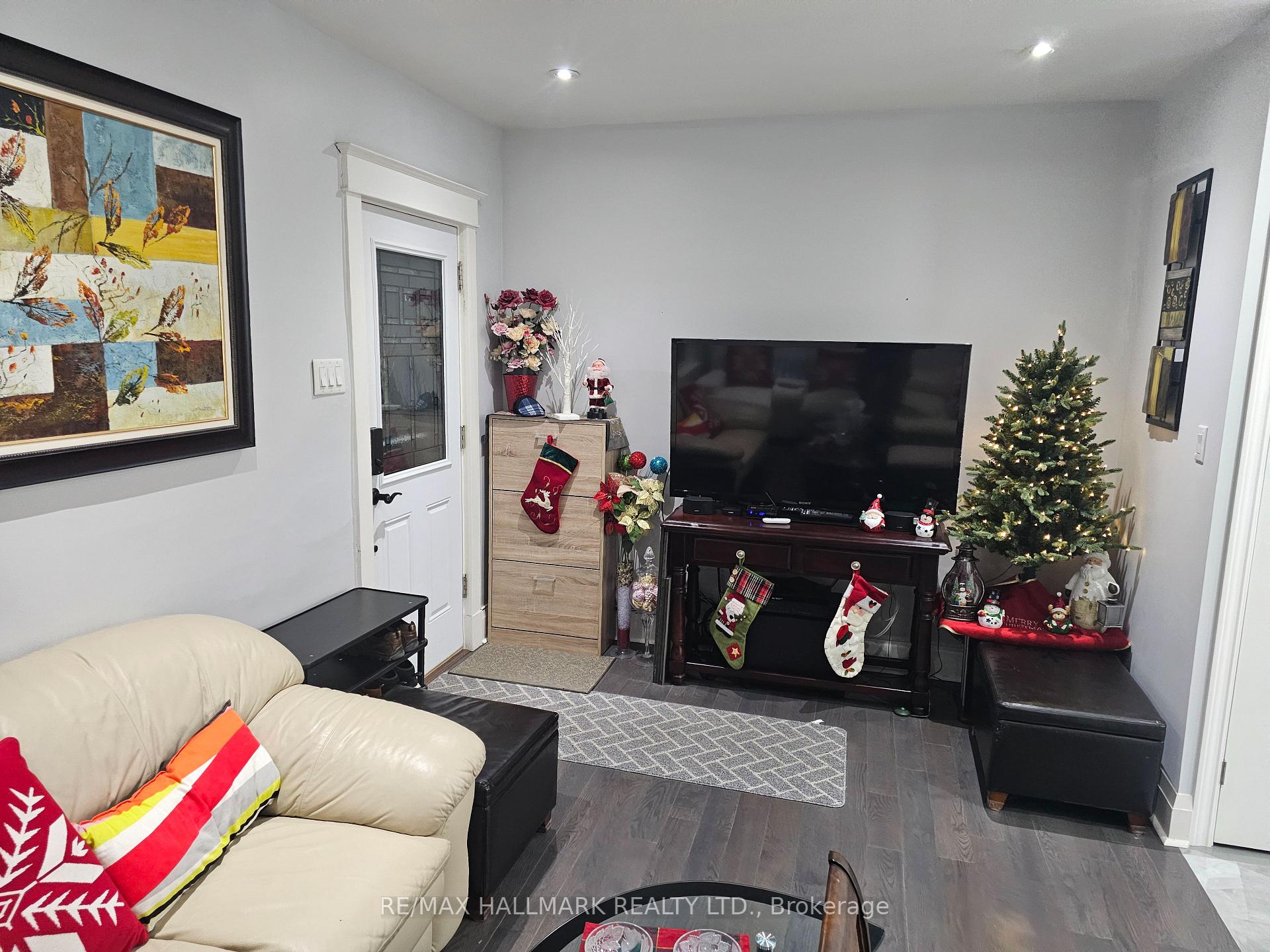 Photo 9 of 137 Huron Street, Oshawa, Central — HOMEH