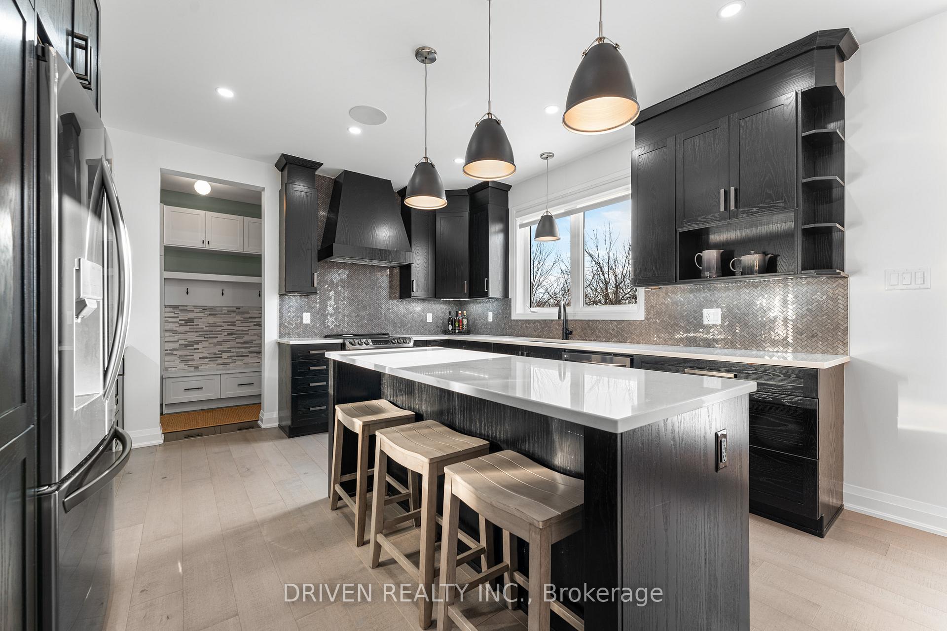 Photo 13 of 143 Point Prim Crescent, Ottawa, Barrhaven - Heritage Park — HOMEH