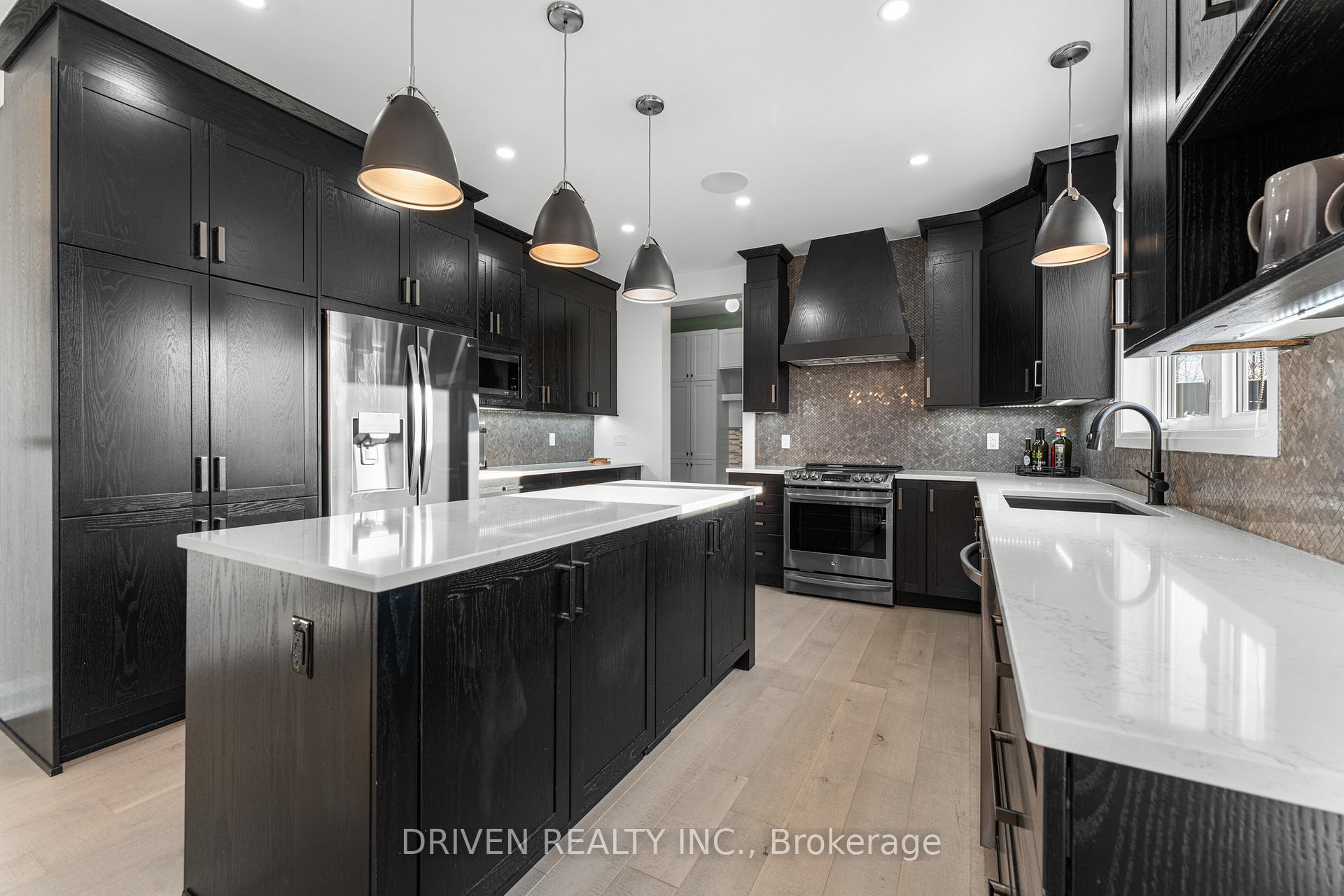 Photo 14 of 143 Point Prim Crescent, Ottawa, Barrhaven - Heritage Park — HOMEH