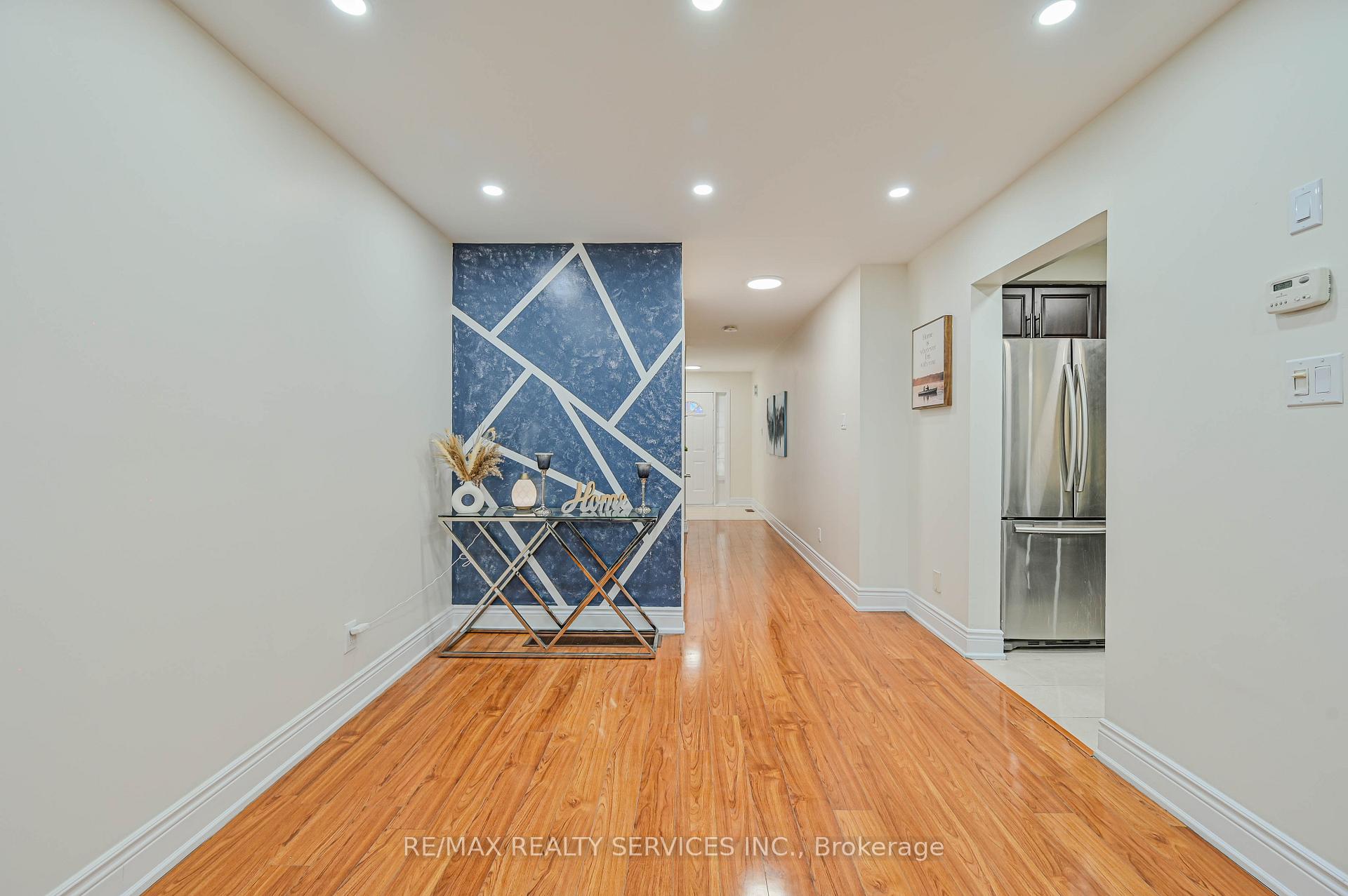 Photo 9 of 80 Winners Circle, Brampton, Northwest Sandalwood Parkway — HOMEH