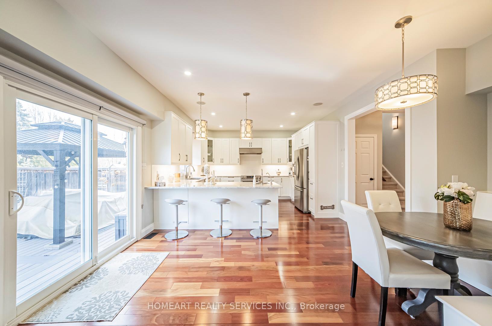 Photo 9 of 610 Sandcherry Drive, Burlington, Bayview — HOMEH