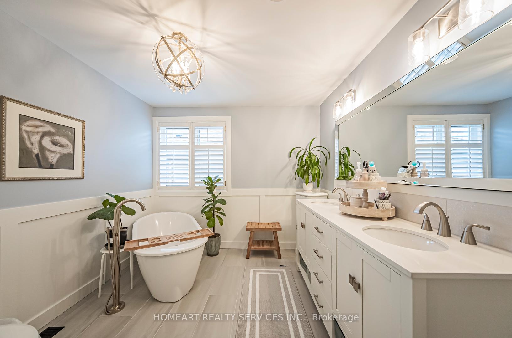 Photo 18 of 610 Sandcherry Drive, Burlington, Bayview — HOMEH