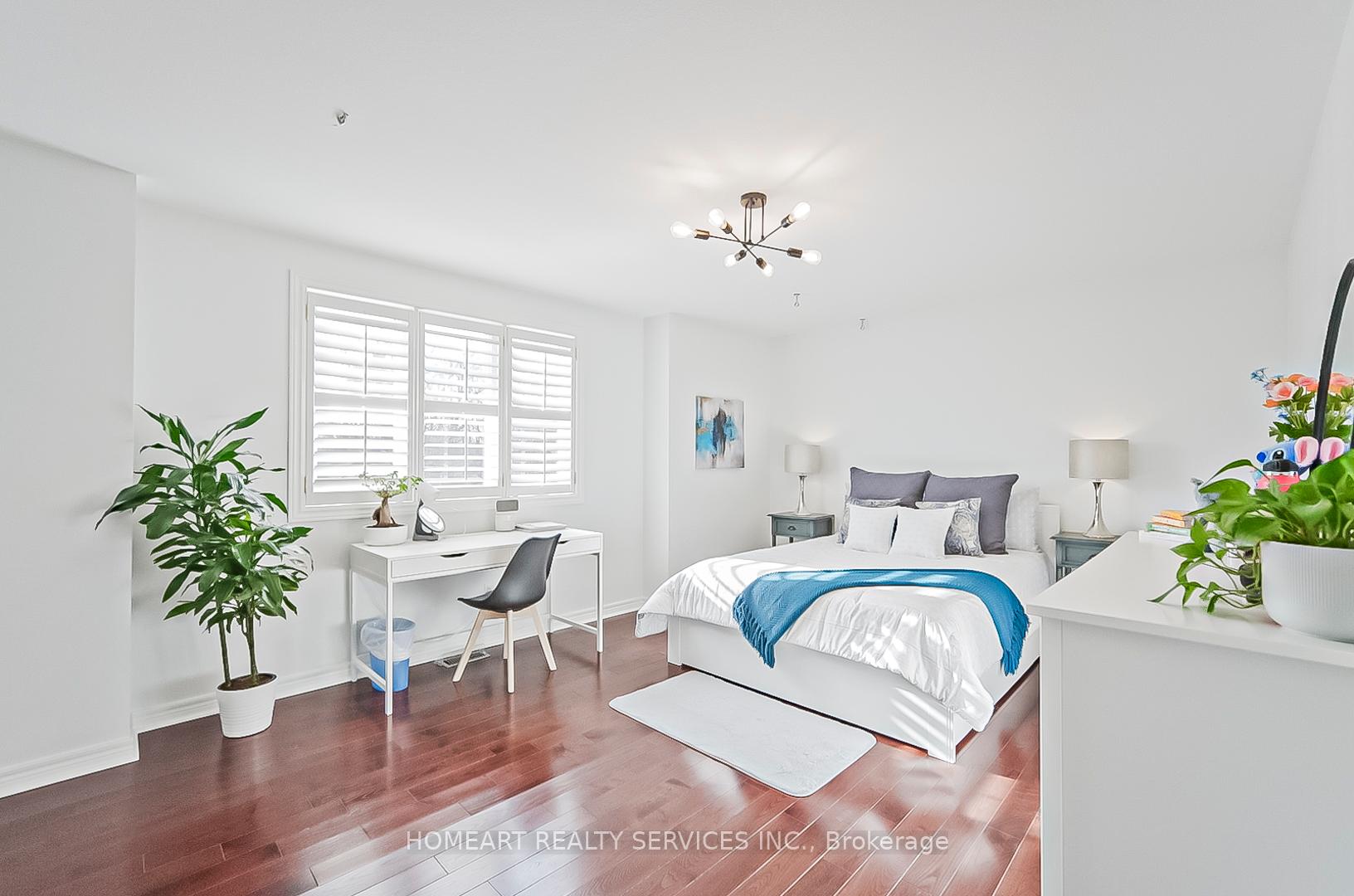 Photo 20 of 610 Sandcherry Drive, Burlington, Bayview — HOMEH