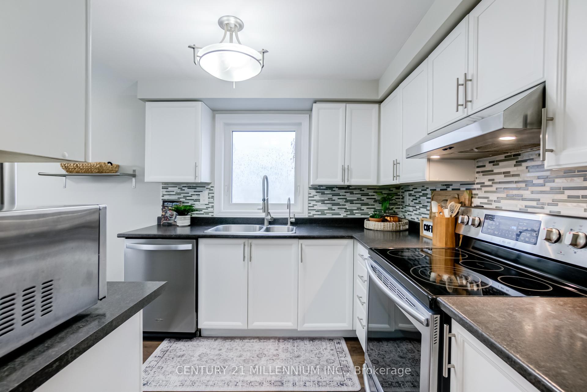 Photo 17 of 54 Arthur Avenue, Barrie, Grove East — HOMEH
