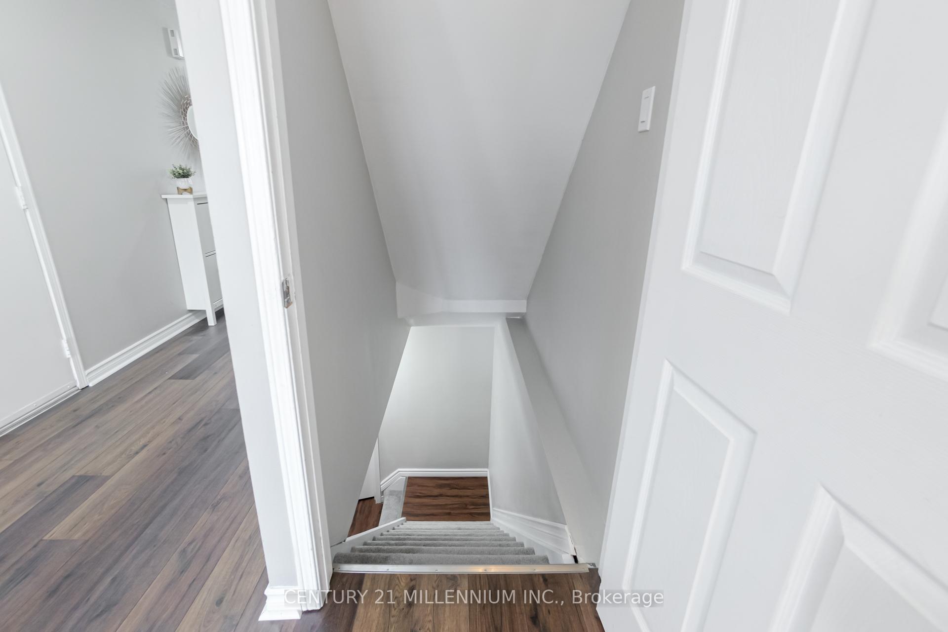 Photo 33 of 54 Arthur Avenue, Barrie, Grove East — HOMEH