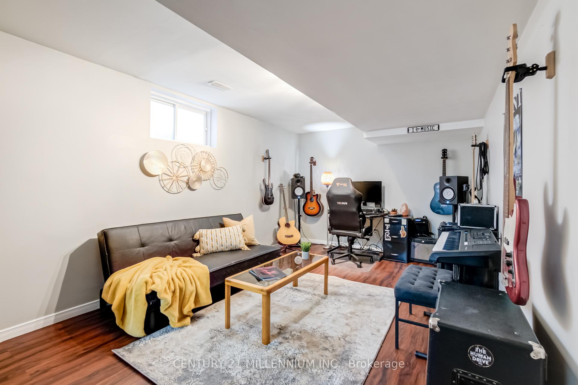 Photo 36 of 54 Arthur Avenue, Barrie, Grove East — HOMEH