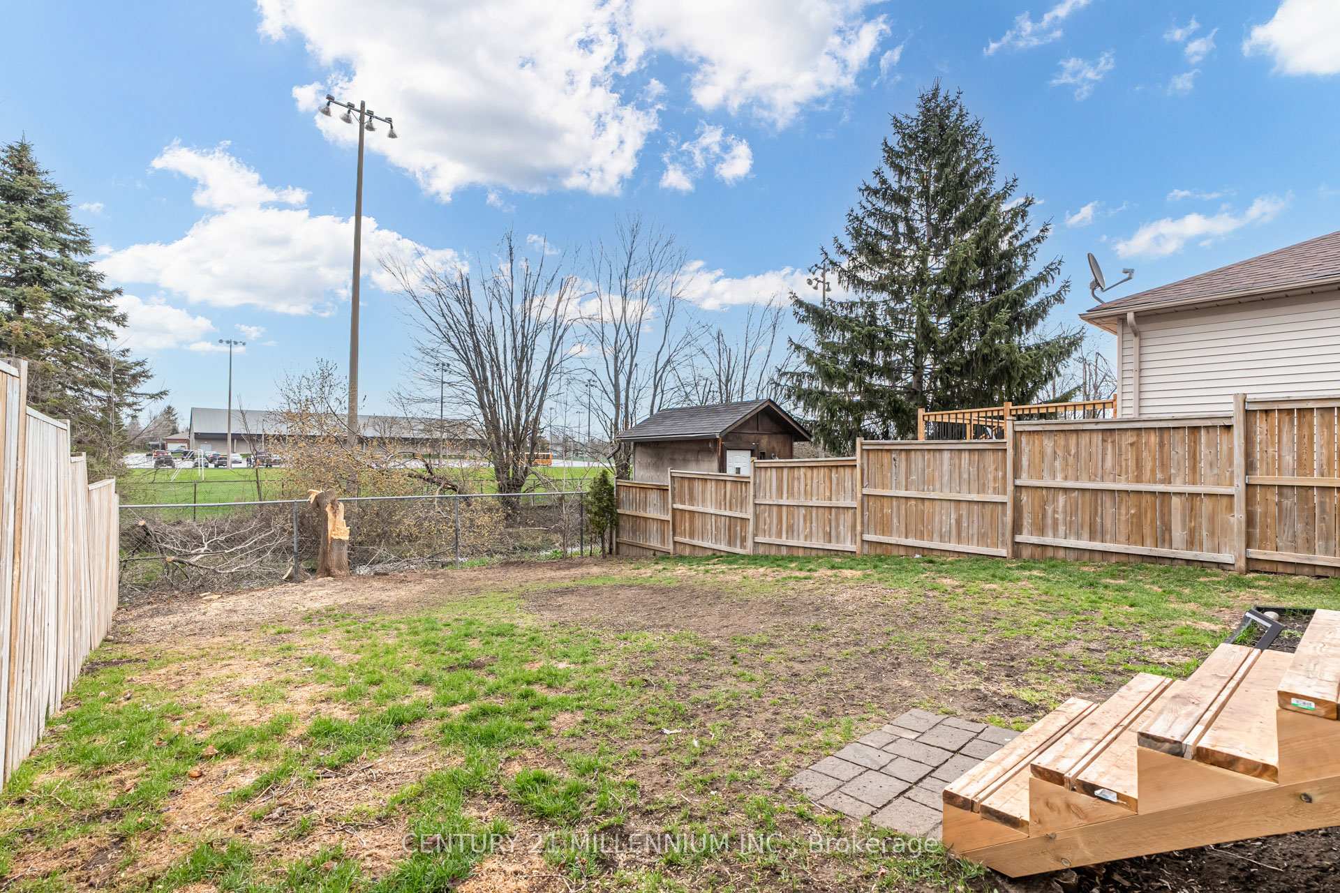 Photo 43 of 54 Arthur Avenue, Barrie, Grove East — HOMEH