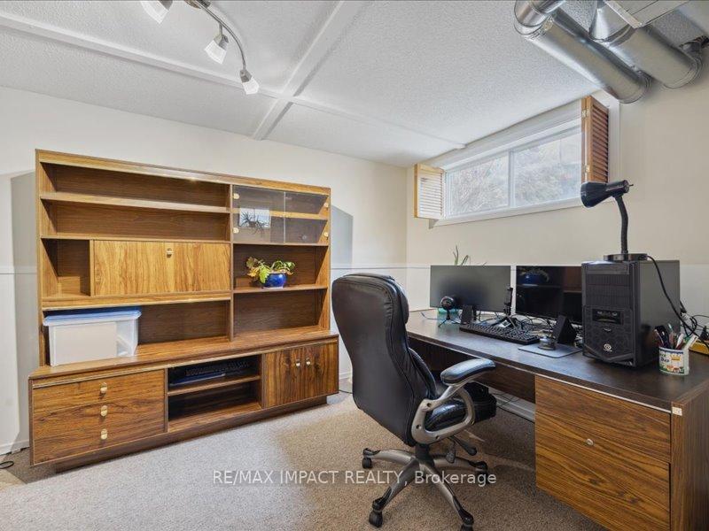 Photo 17 of 429 Charrington Avenue, Oshawa, Centennial — HOMEH
