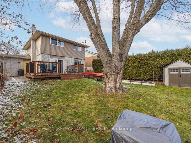 Photo 19 of 429 Charrington Avenue, Oshawa, Centennial — HOMEH