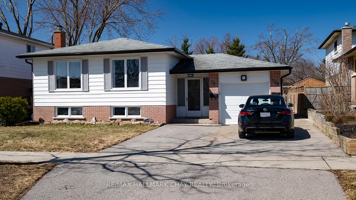 Front of 10 Glenecho Drive