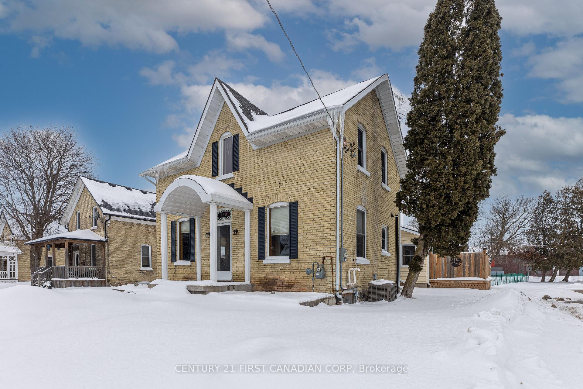 Photo 3 of 128 Dashwood Main Street, Bluewater, Hay — HOMEH
