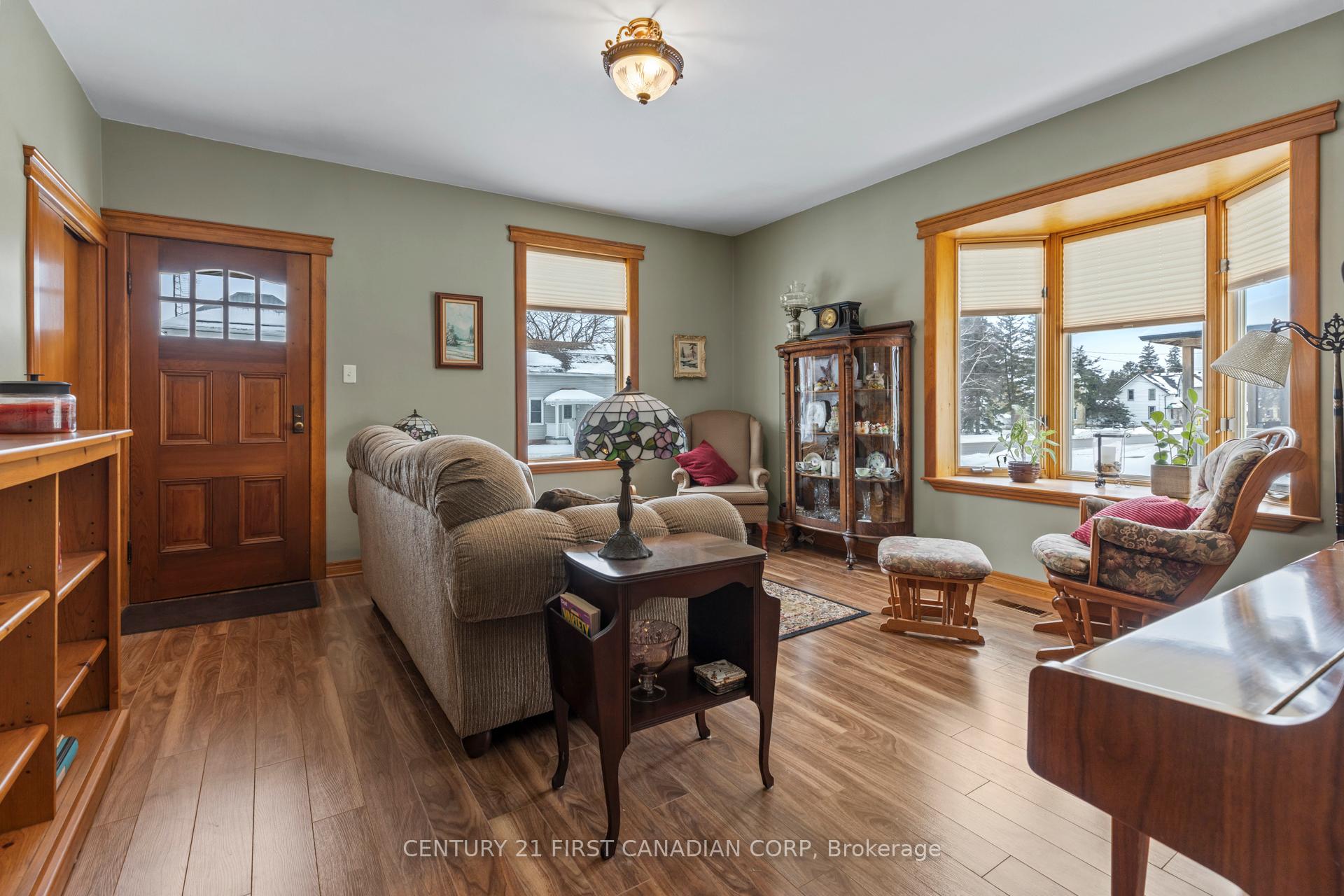 Photo 4 of 128 Dashwood Main Street, Bluewater, Hay — HOMEH