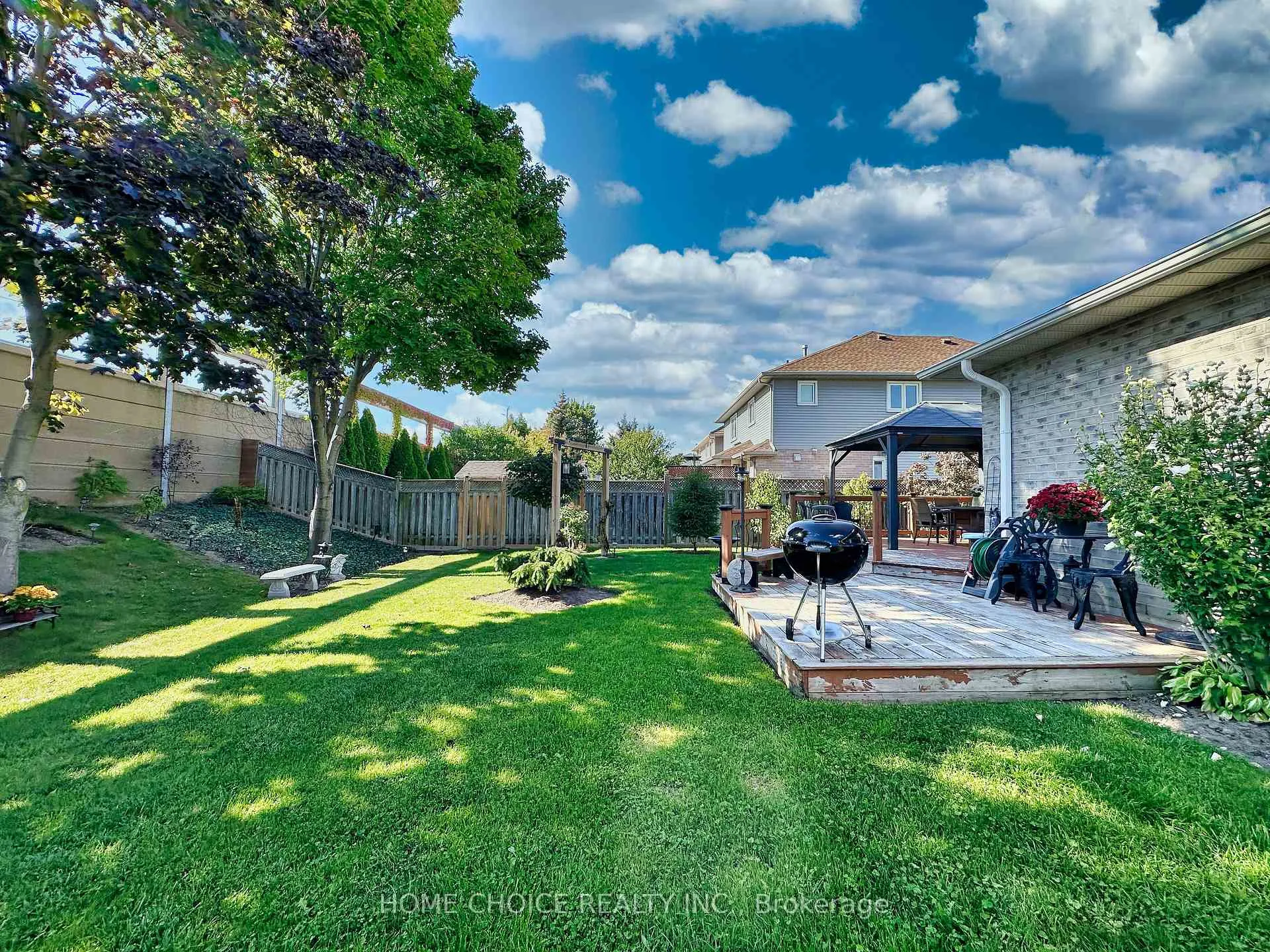 Photo 43 of 49 Riviera Ridge, Hamilton, Winona Park — HOMEH