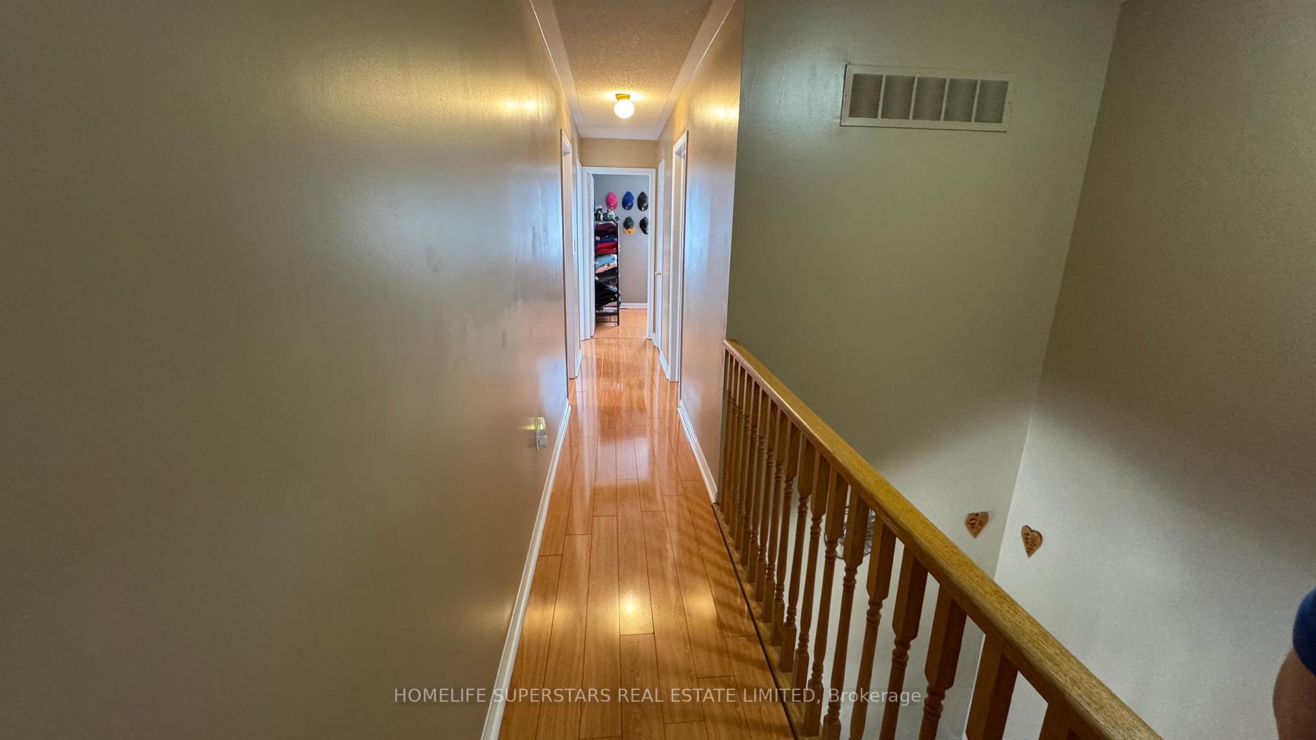 Photo 23 of 980 Peter Robertson Boulevard, Brampton, Sandringham-Wellington — HOMEH