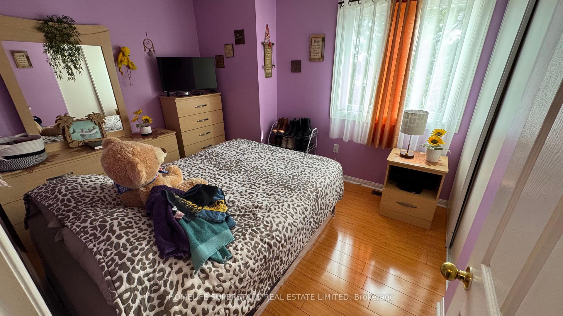 Photo 24 of 980 Peter Robertson Boulevard, Brampton, Sandringham-Wellington — HOMEH
