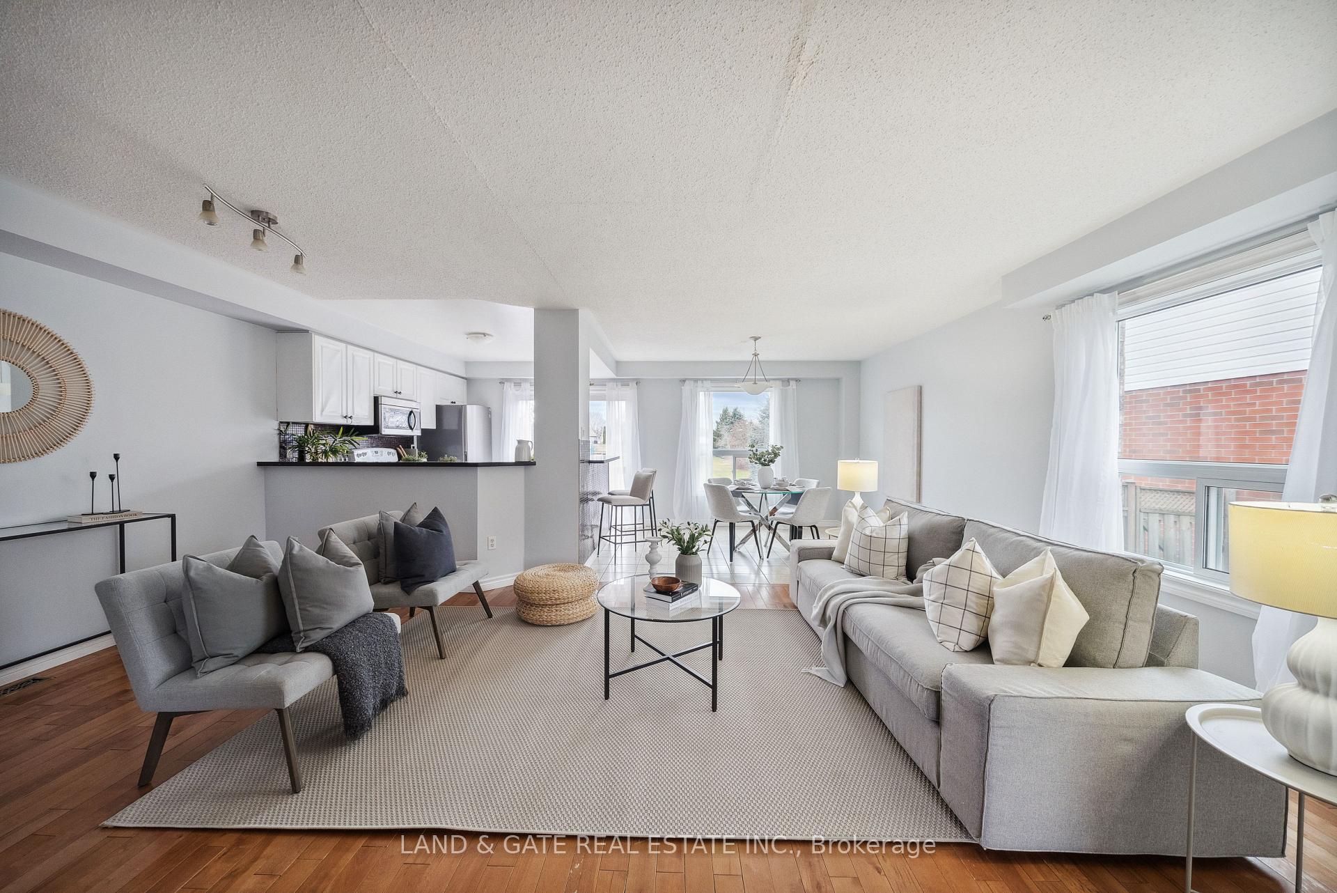 Photo 5 of 1512 Fieldgate Drive, Oshawa, Samac — HOMEH