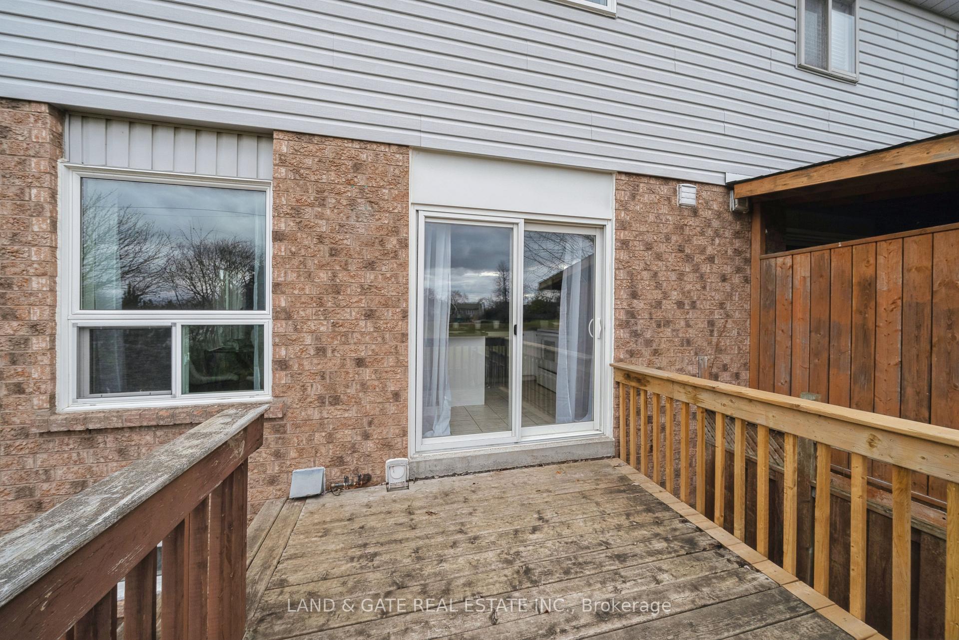 Photo 33 of 1512 Fieldgate Drive, Oshawa, Samac — HOMEH