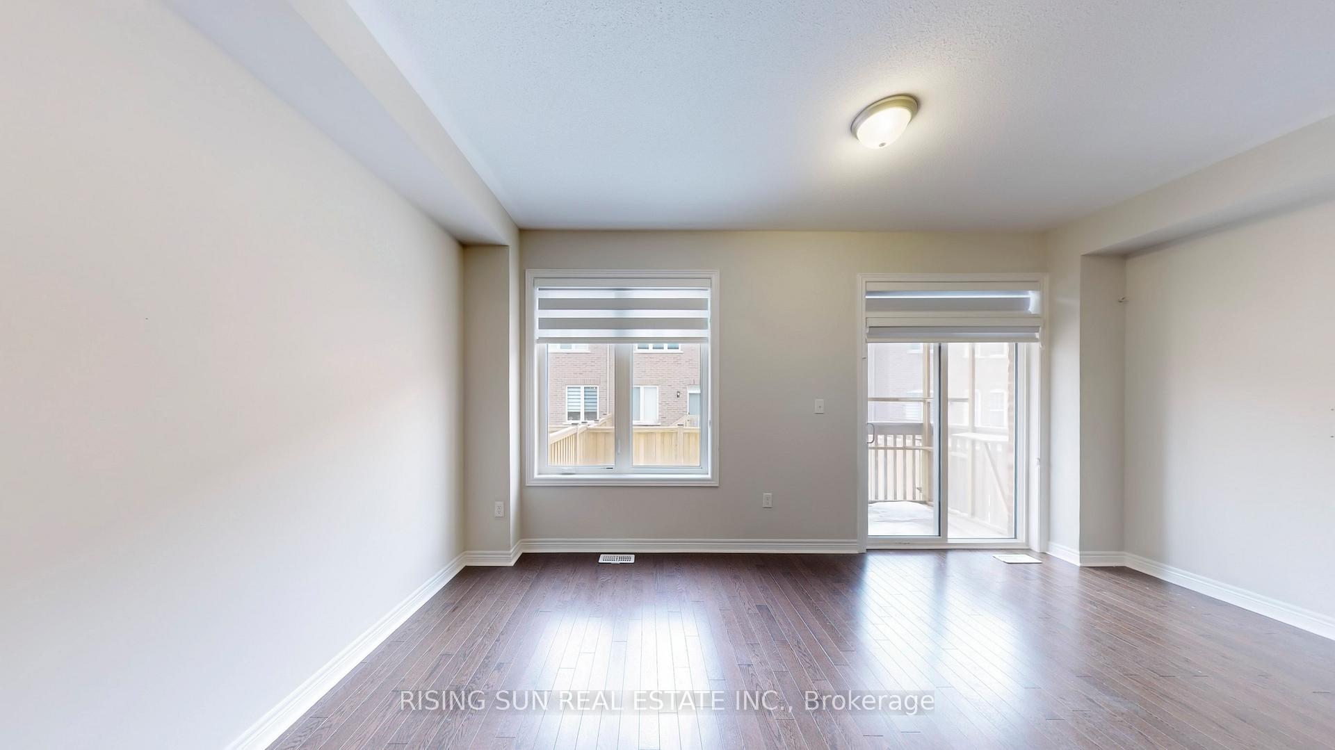 Photo 4 of 49 Pearman Crescent, Brampton, Northwest Brampton — HOMEH