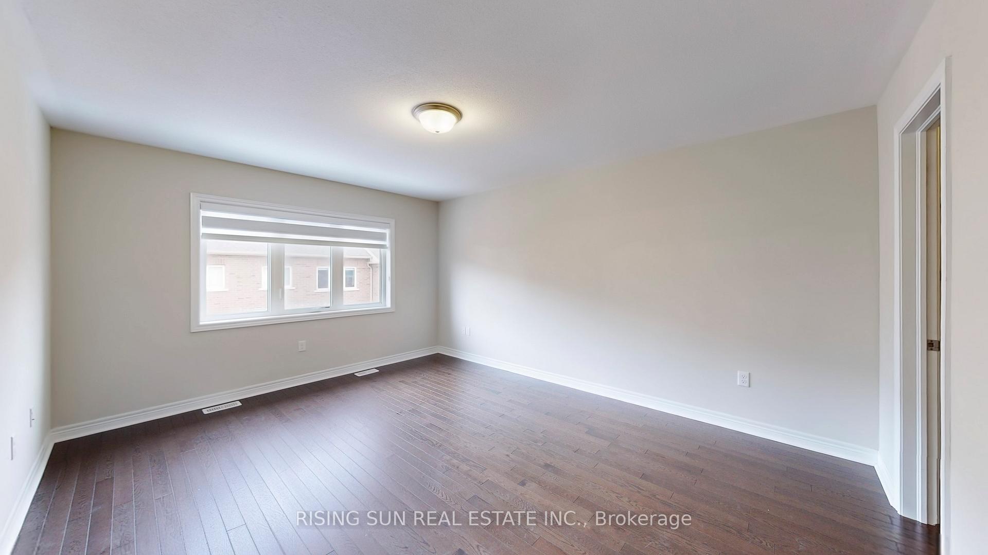 Photo 12 of 49 Pearman Crescent, Brampton, Northwest Brampton — HOMEH