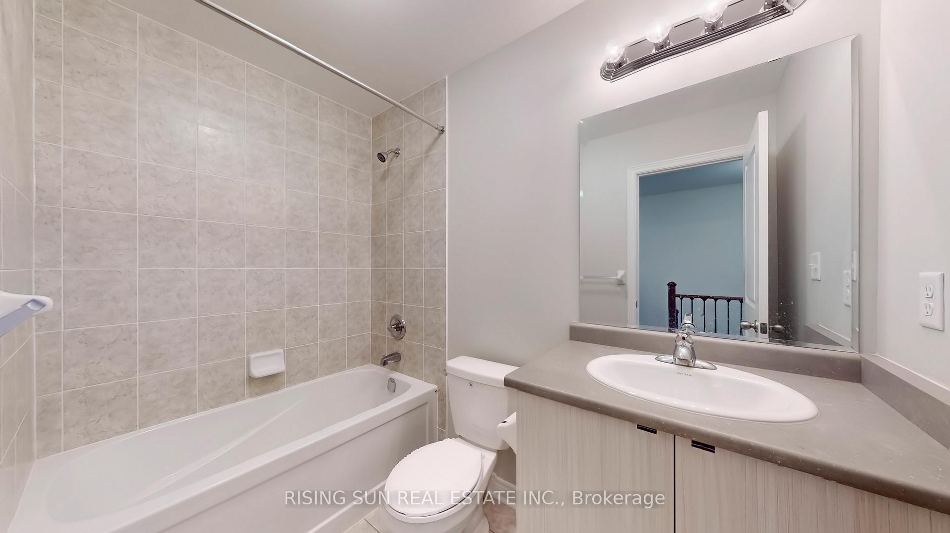 Photo 28 of 49 Pearman Crescent, Brampton, Northwest Brampton — HOMEH
