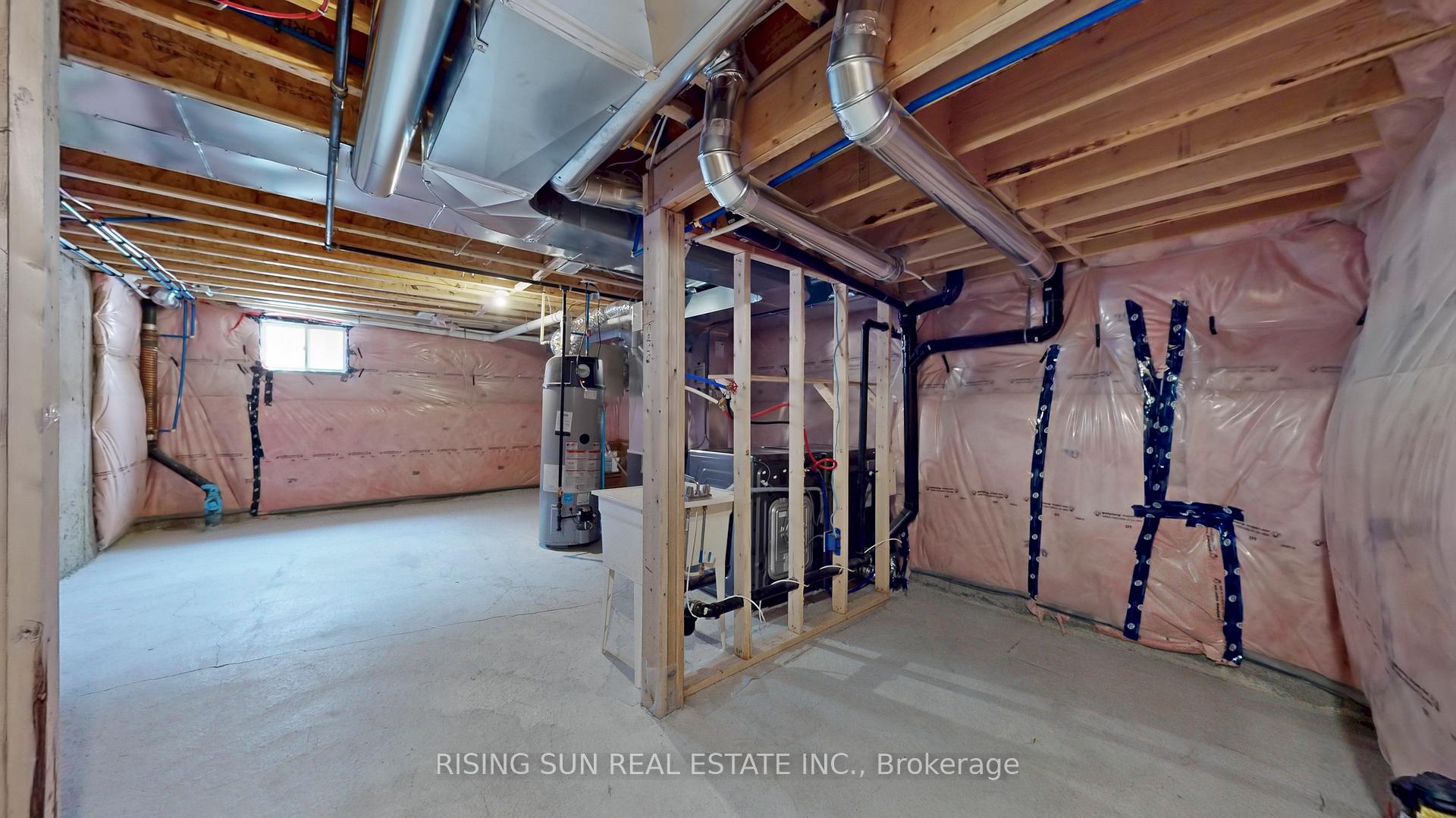 Photo 35 of 49 Pearman Crescent, Brampton, Northwest Brampton — HOMEH