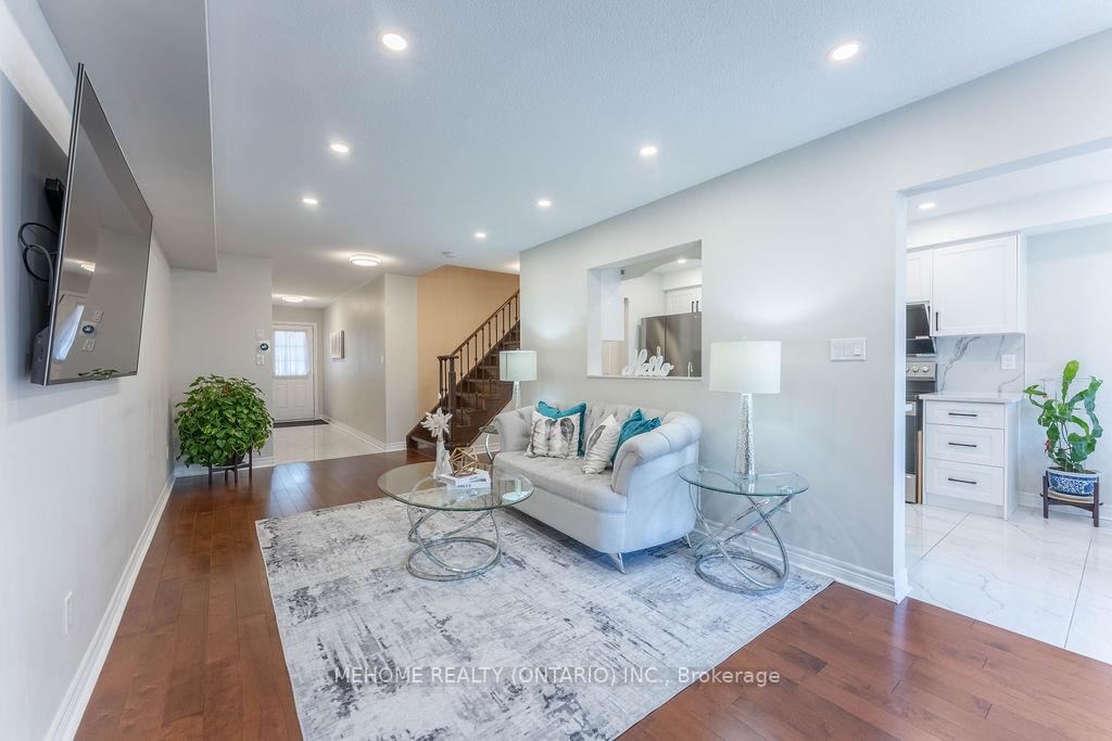 Photo 5 of 79 Maffey Crescent, Richmond Hill, Westbrook — HOMEH