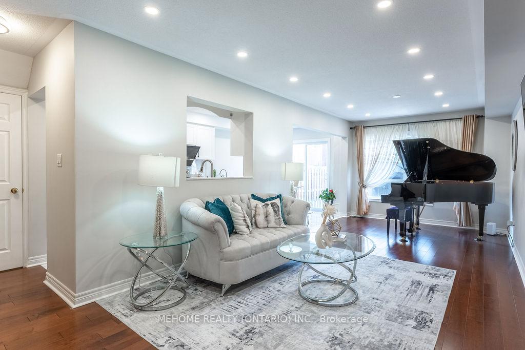 Photo 7 of 79 Maffey Crescent, Richmond Hill, Westbrook — HOMEH