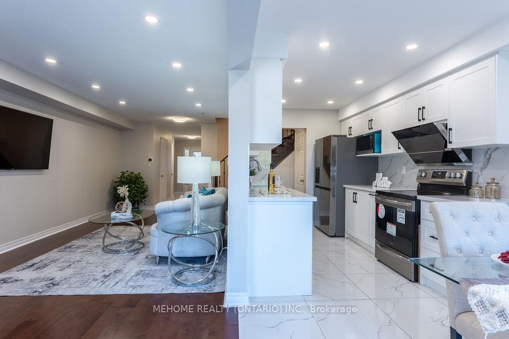 Photo 9 of 79 Maffey Crescent, Richmond Hill, Westbrook — HOMEH