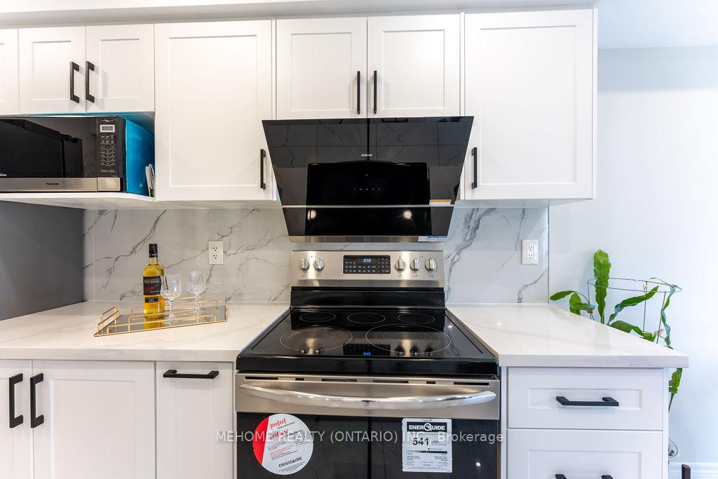 Photo 14 of 79 Maffey Crescent, Richmond Hill, Westbrook — HOMEH