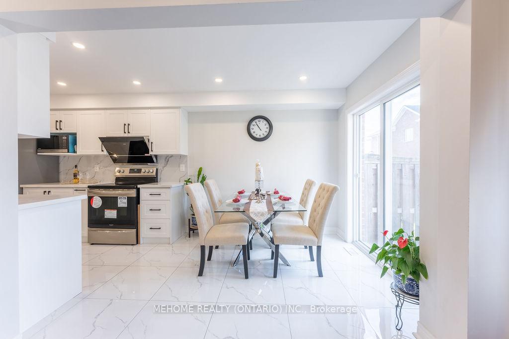 Photo 15 of 79 Maffey Crescent, Richmond Hill, Westbrook — HOMEH