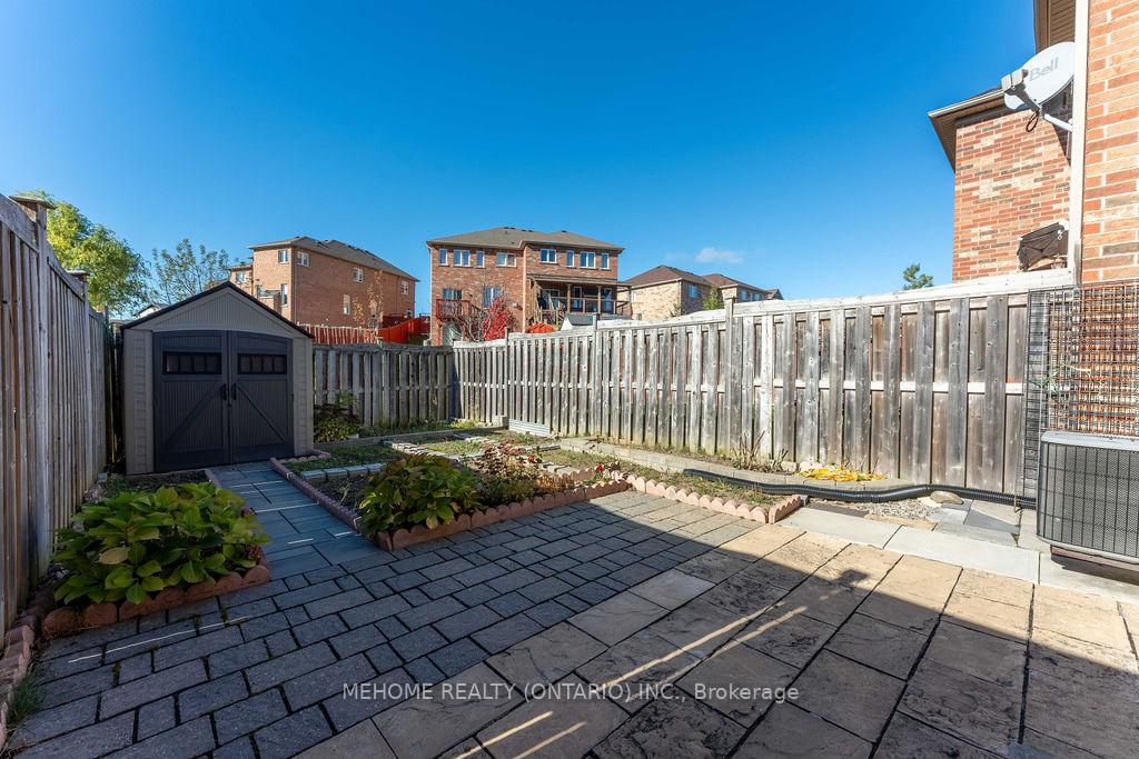 Photo 38 of 79 Maffey Crescent, Richmond Hill, Westbrook — HOMEH