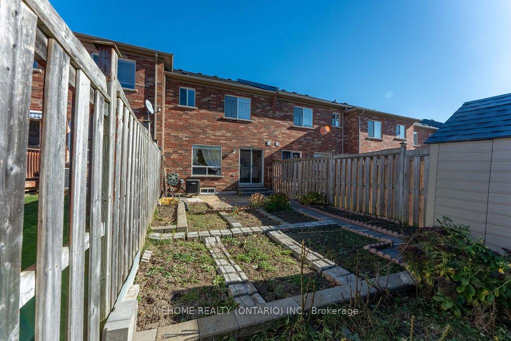 Photo 39 of 79 Maffey Crescent, Richmond Hill, Westbrook — HOMEH
