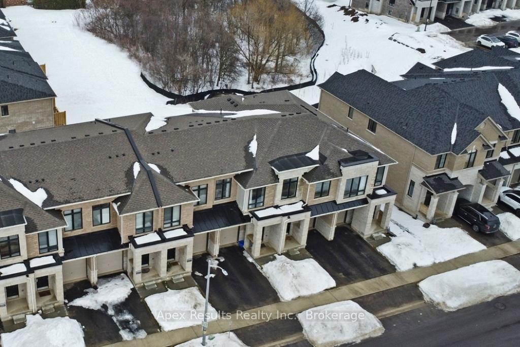 Photo 3 of 1396 Almonte Drive, Burlington, Tyandaga — HOMEH