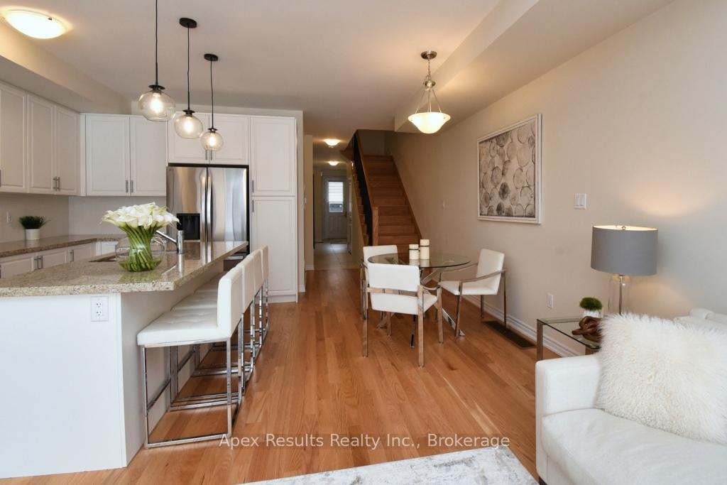 Photo 9 of 1396 Almonte Drive, Burlington, Tyandaga — HOMEH