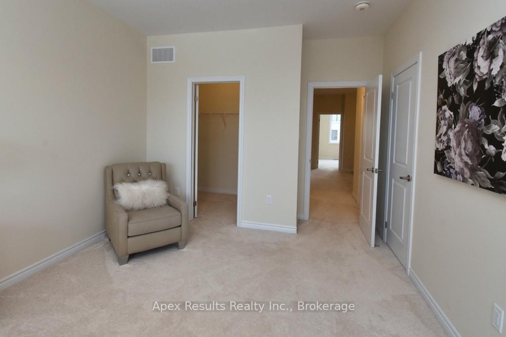 Photo 25 of 1396 Almonte Drive, Burlington, Tyandaga — HOMEH