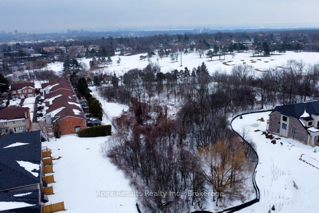 Photo 35 of 1396 Almonte Drive, Burlington, Tyandaga — HOMEH