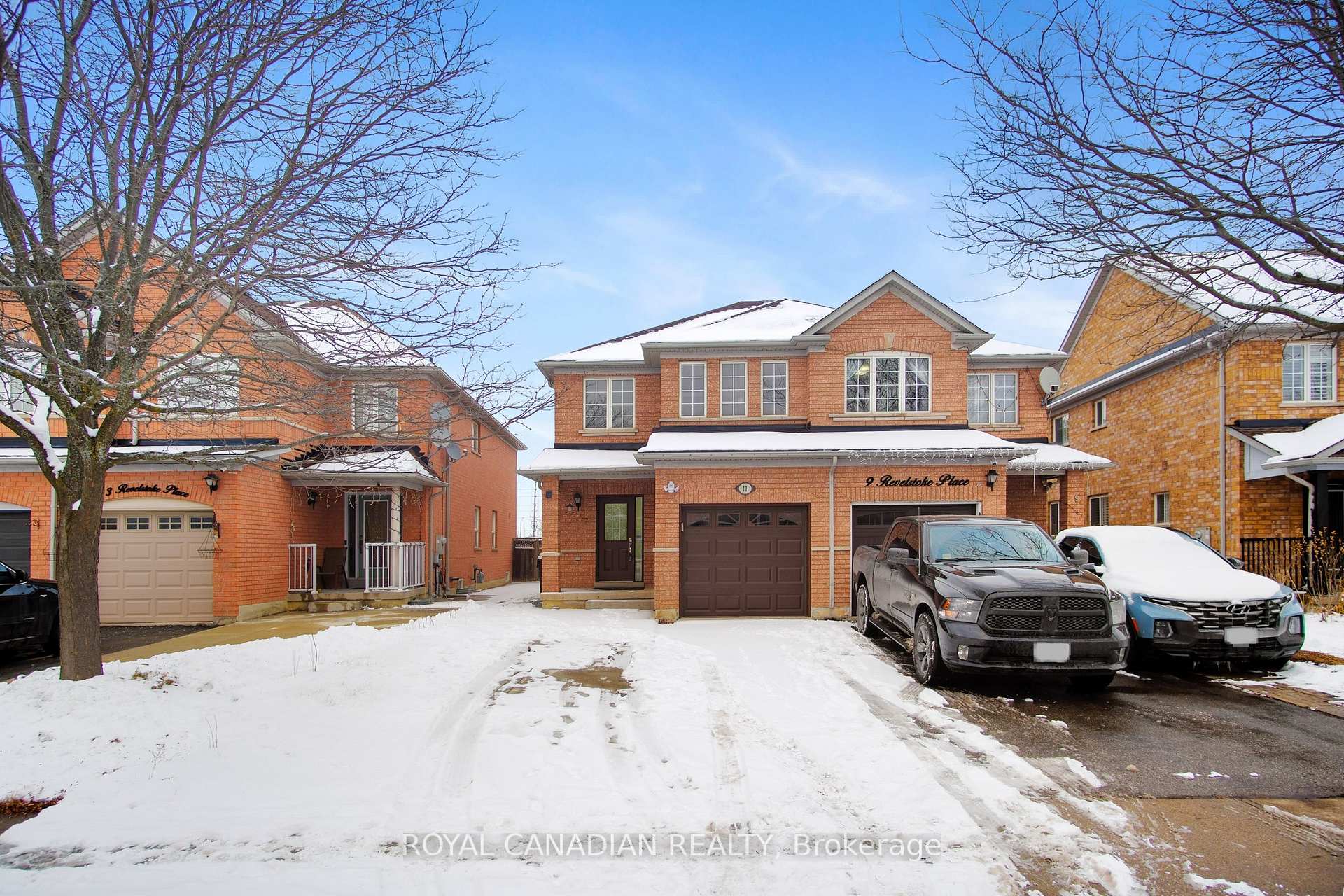 Photo 1 of 11 Revelstoke Place, Brampton, Sandringham-Wellington — HOMEH