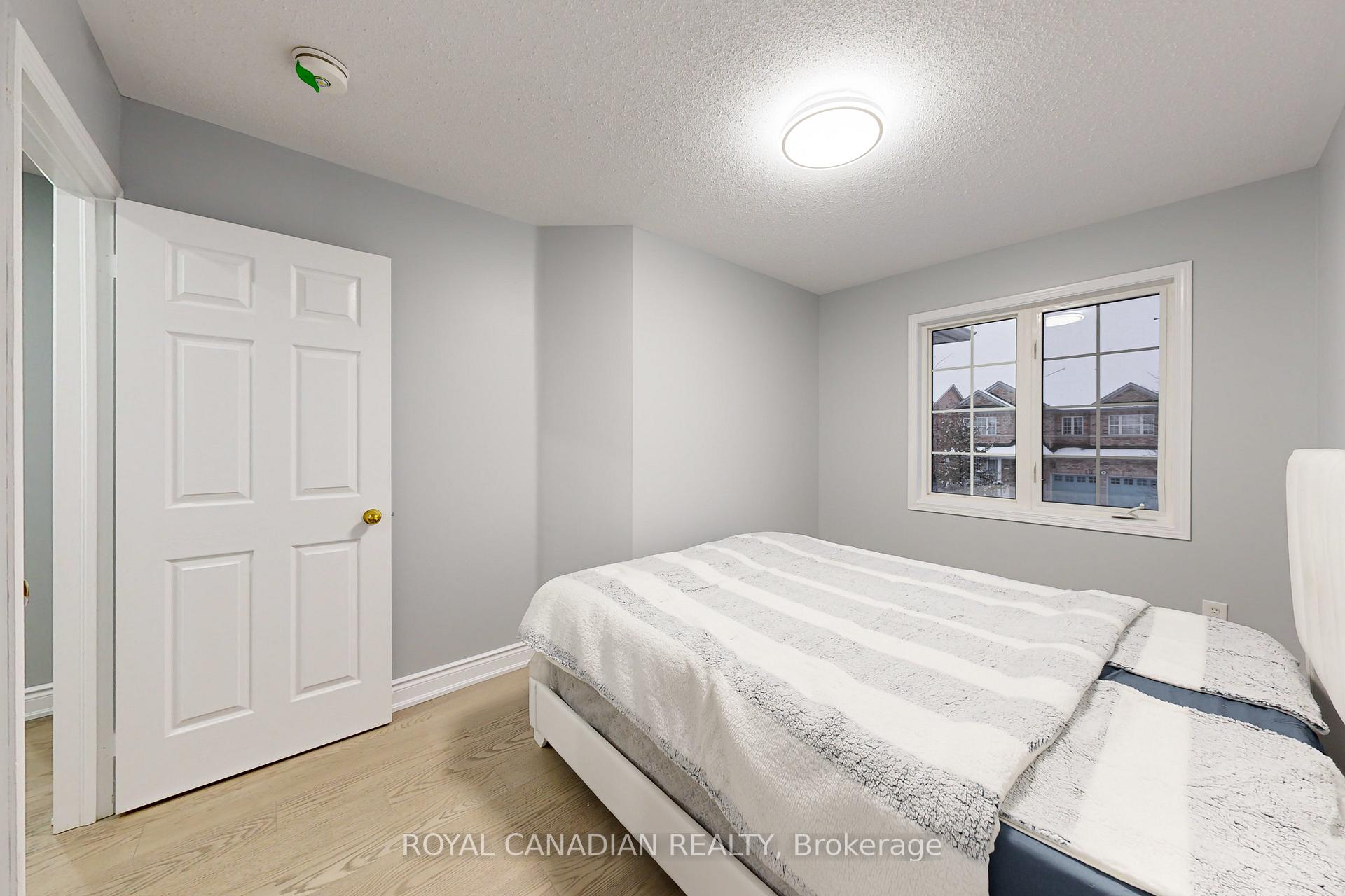 Photo 22 of 11 Revelstoke Place, Brampton, Sandringham-Wellington — HOMEH