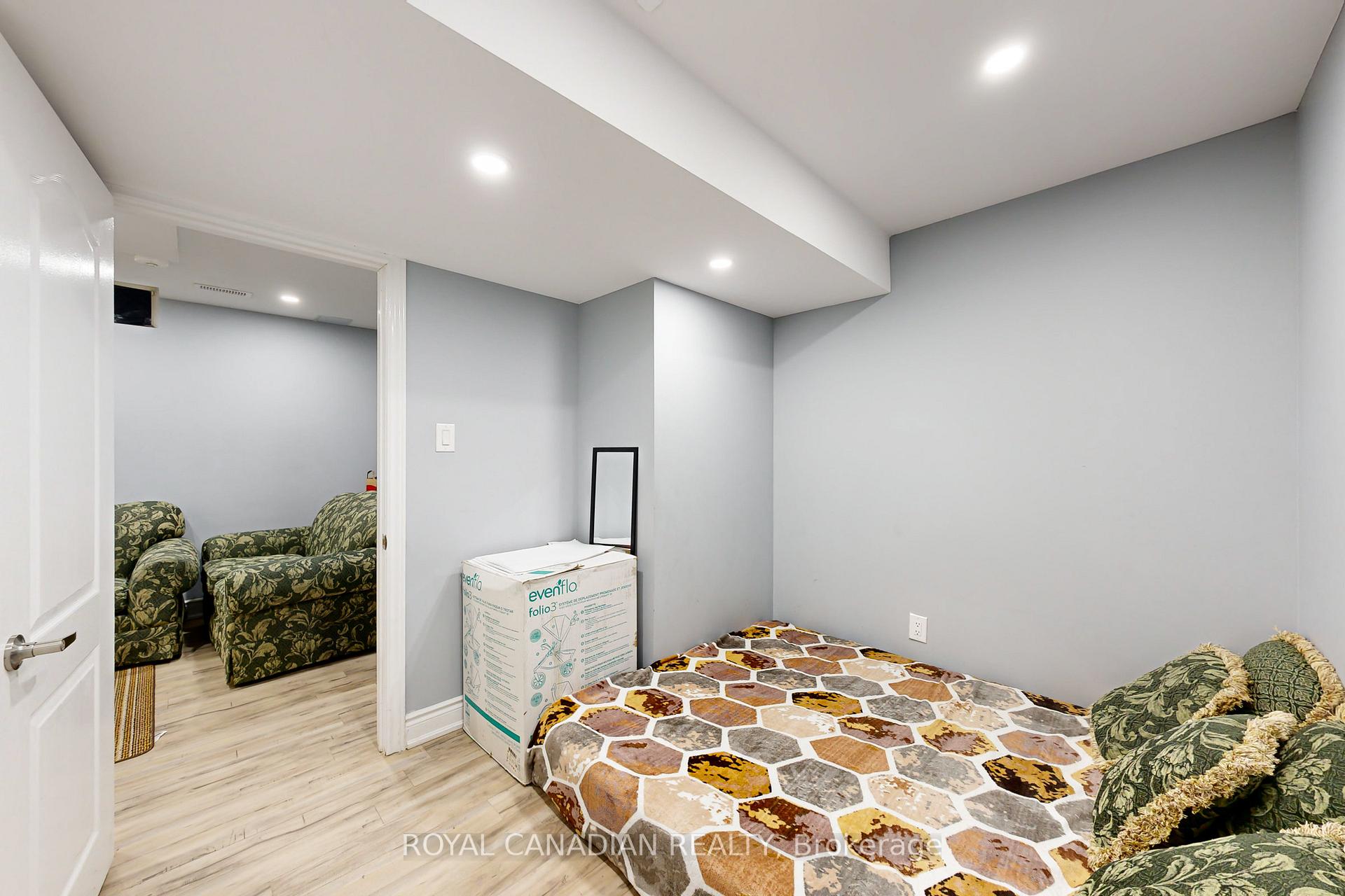 Photo 35 of 11 Revelstoke Place, Brampton, Sandringham-Wellington — HOMEH