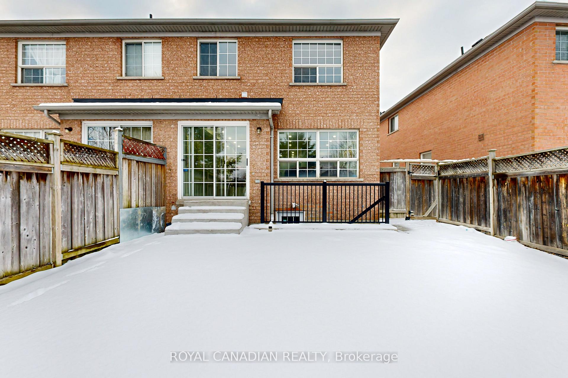 Photo 40 of 11 Revelstoke Place, Brampton, Sandringham-Wellington — HOMEH