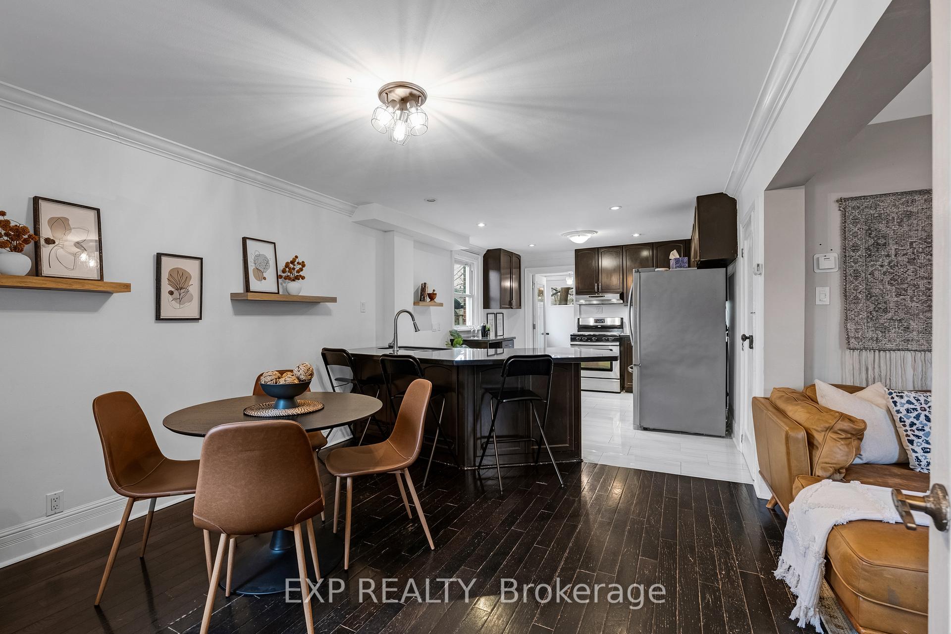 Photo 5 of 215 Tresane Street, Oshawa, Vanier — HOMEH