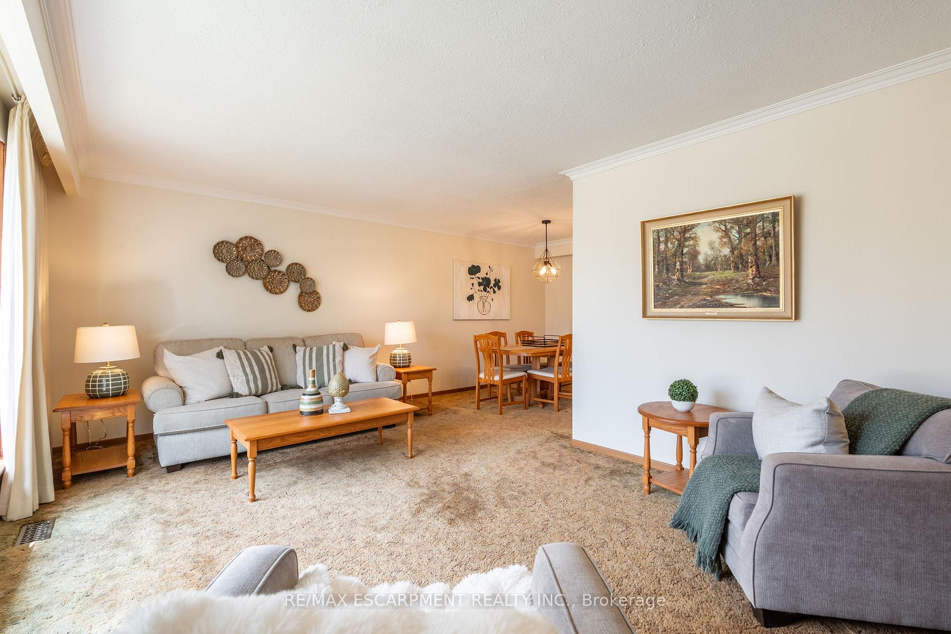Photo 7 of 5160 Mulberry Drive, Burlington, Appleby — HOMEH